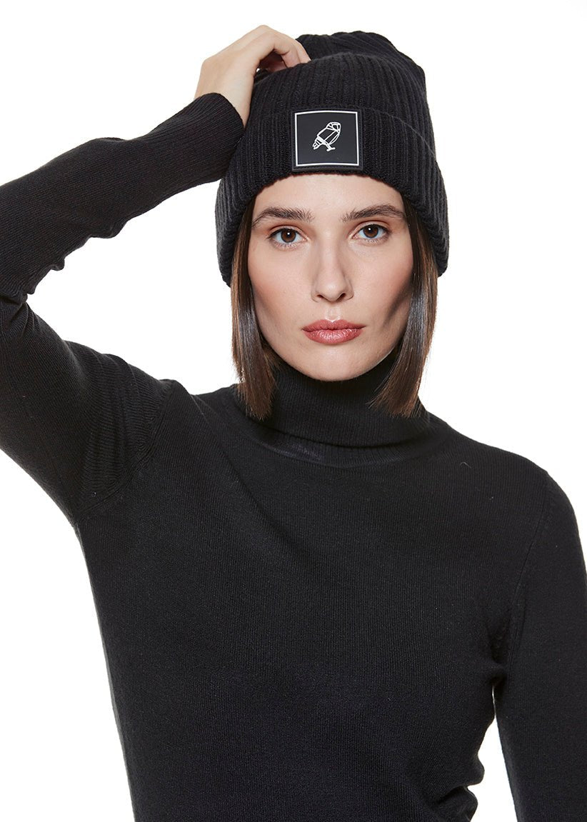 KOS BLACK Beanie