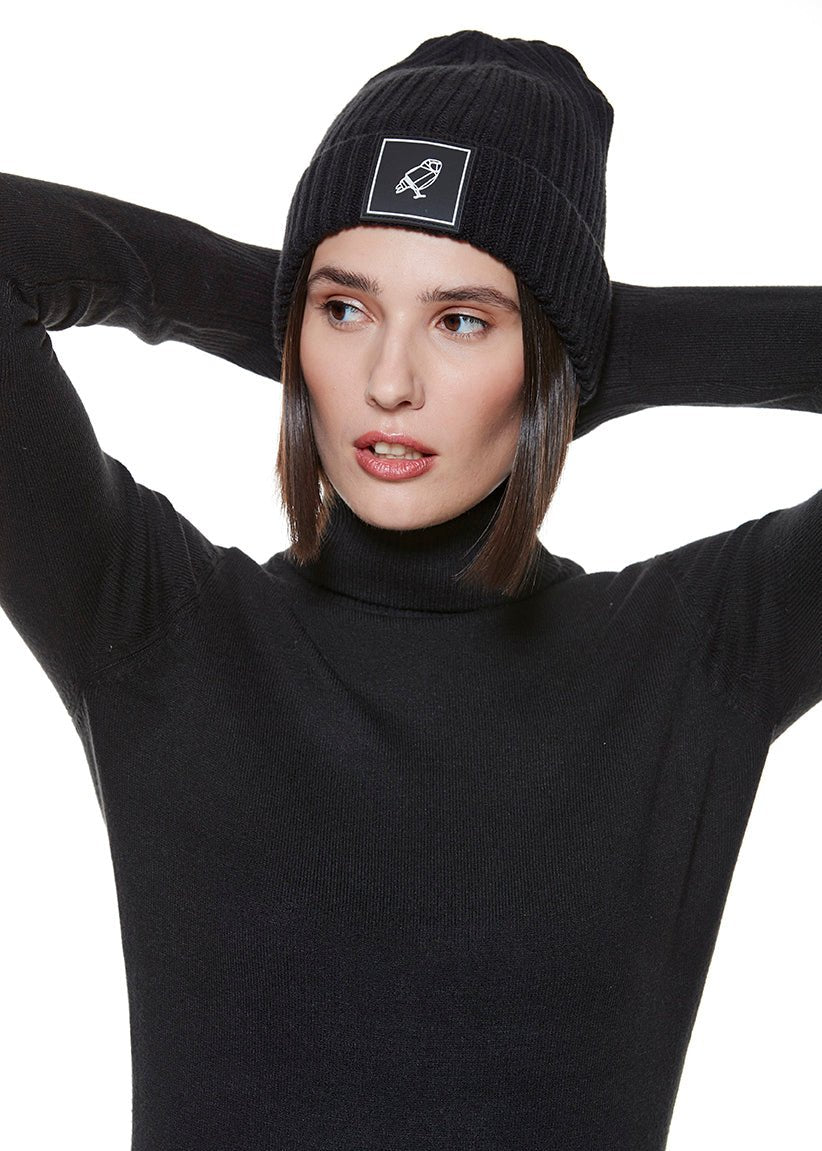 KOS BLACK Beanie