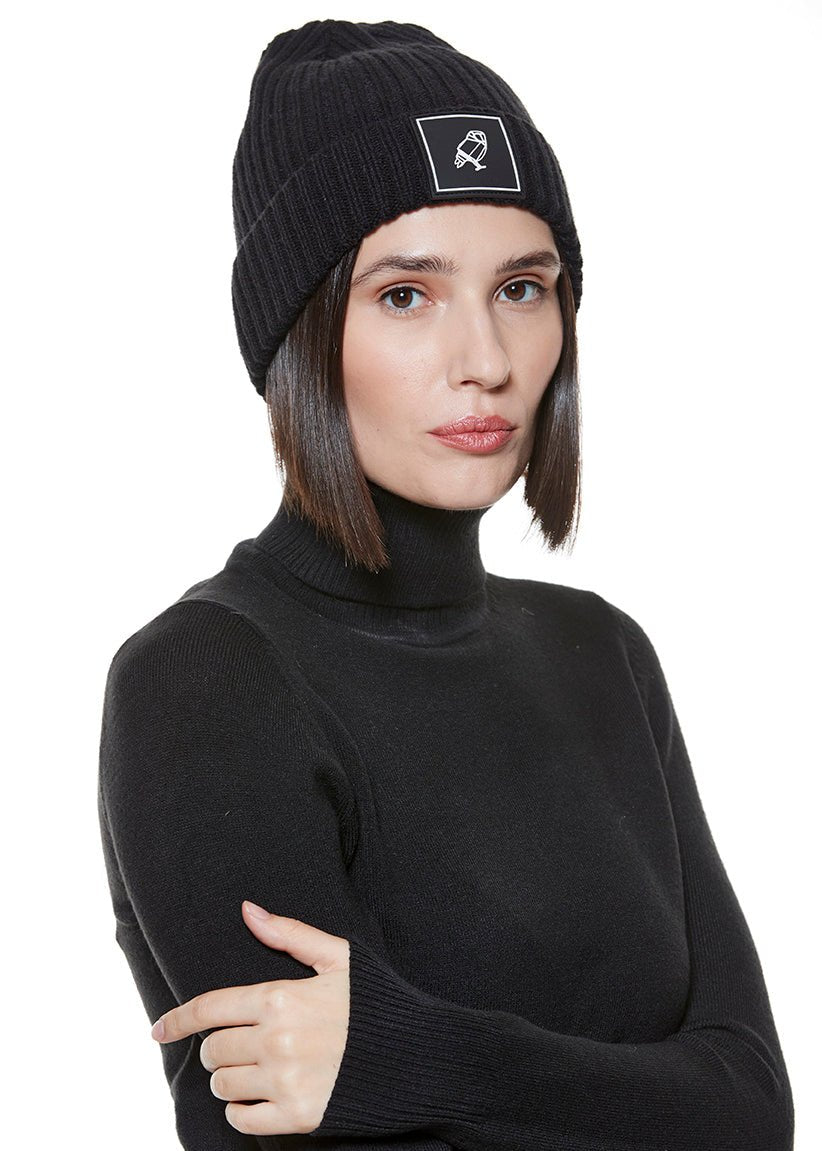 KOS BLACK Beanie