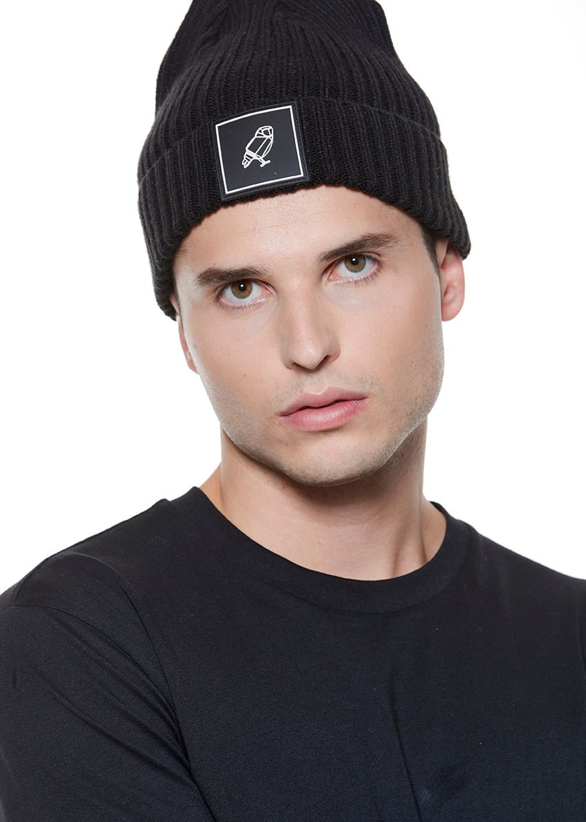 KOS BLACK Beanie
